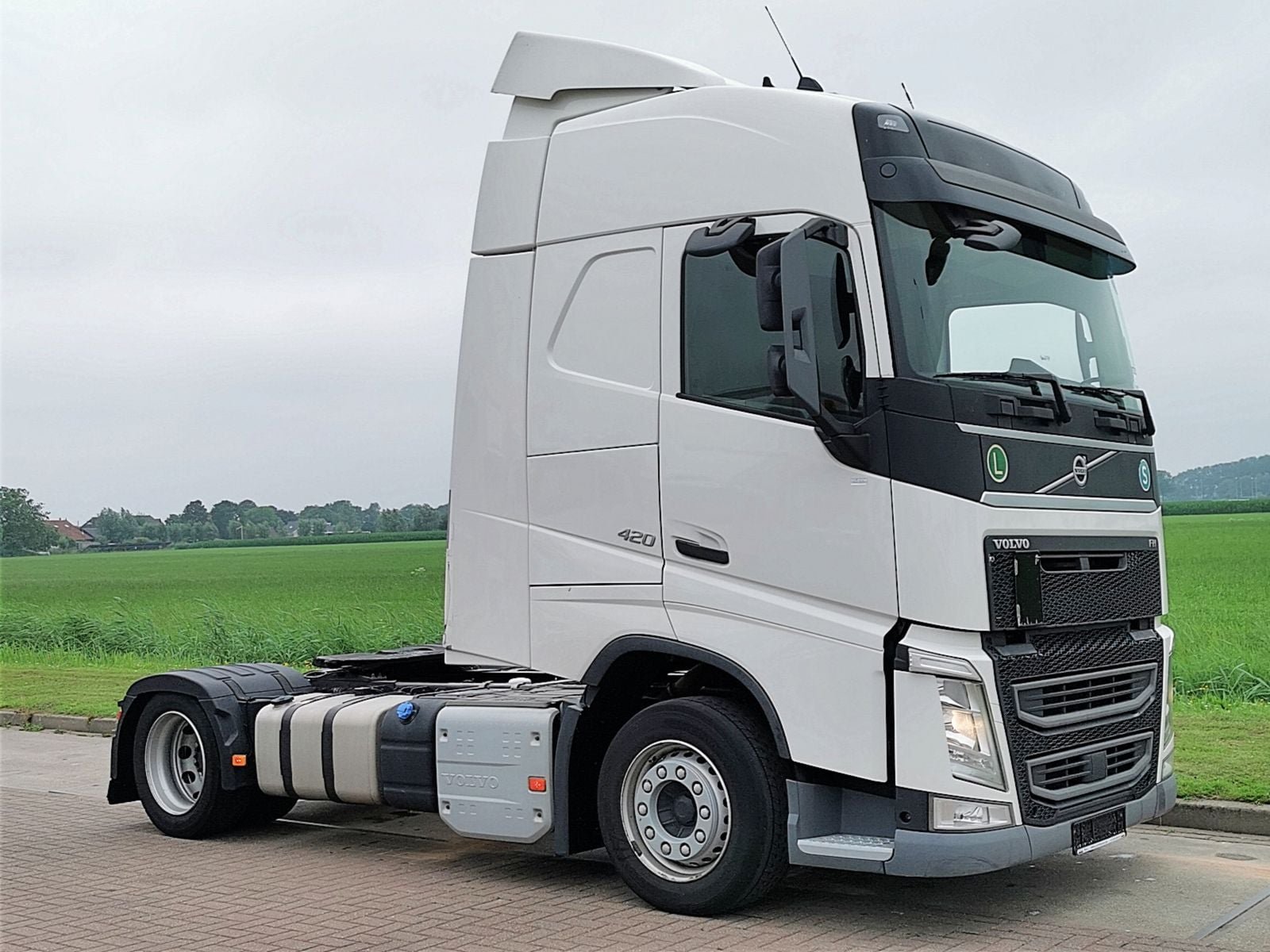 Volvo H 4X2R