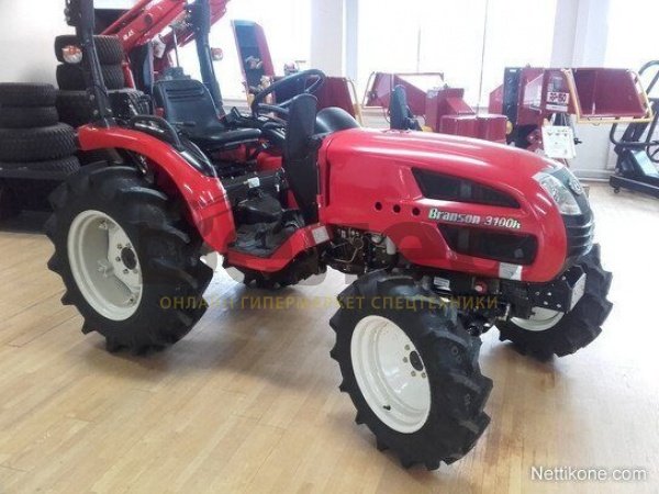 Traktor Branson 3100H