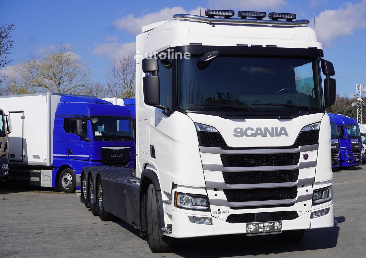 Lastwagen Scania 540 B8x4/4NZ