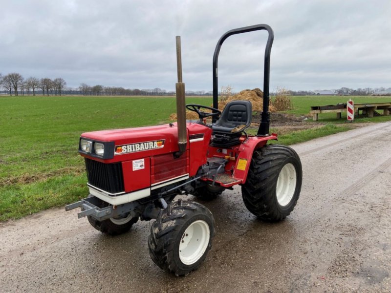 Tractor Shibaura S 330