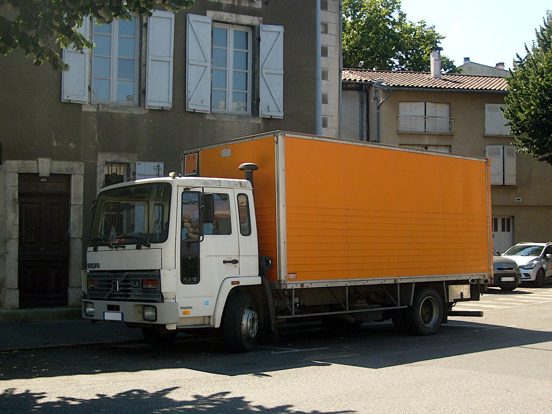 Volvo FL613
