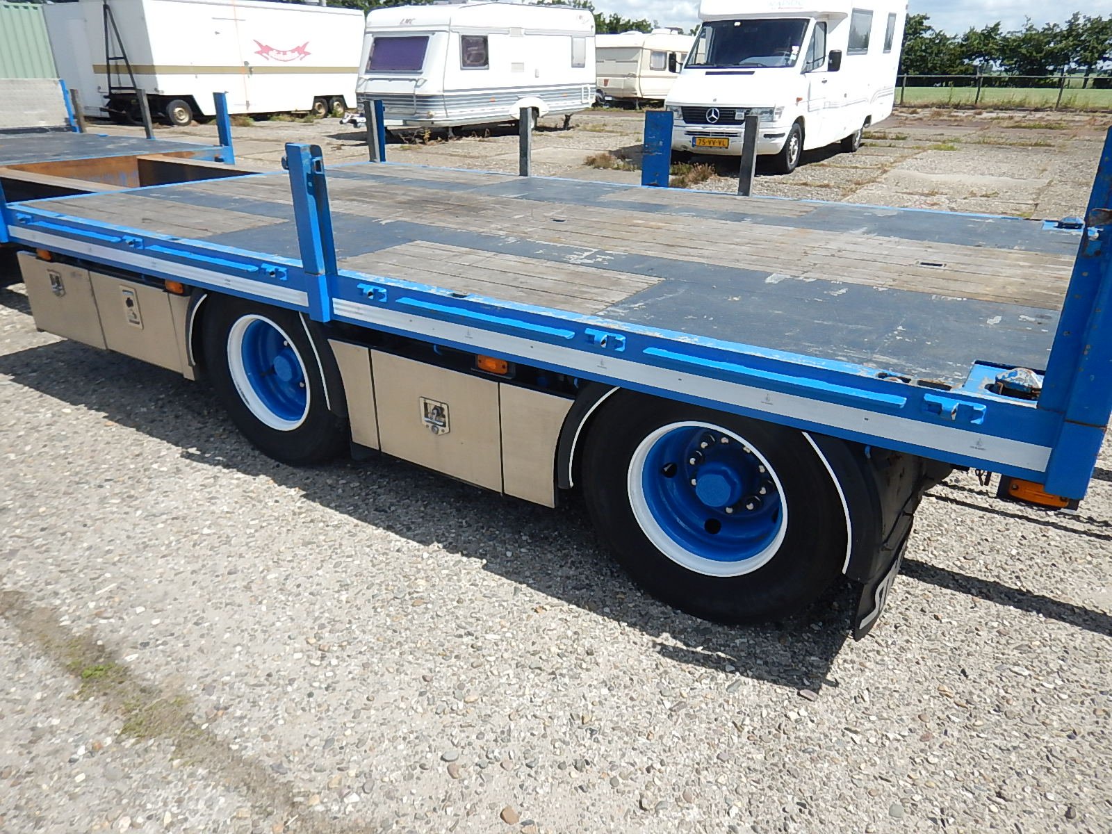 Trailer Jumbo TV 300 LUE