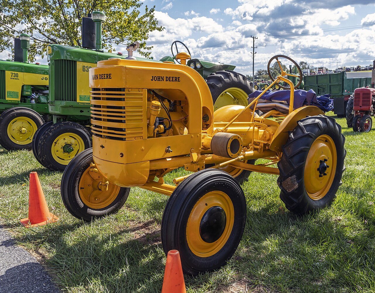 Tractor John Deere Model L