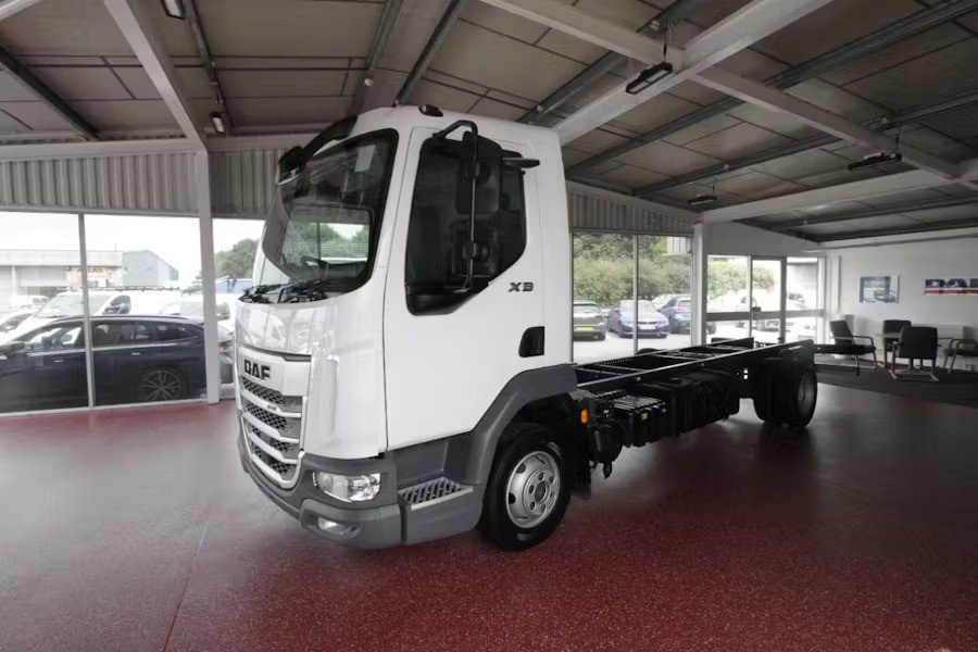 Lastwagen DAF XB 170 FA