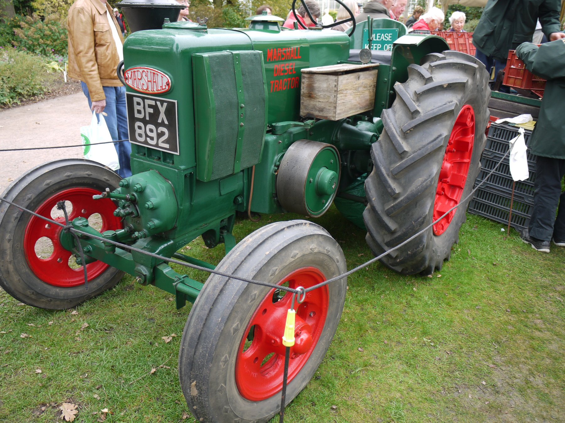 Marshall 132