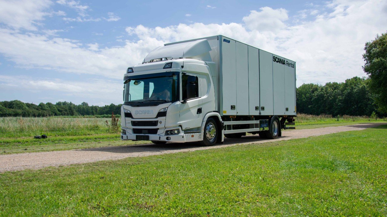 Scania BA Tavara-auto 2ov 12740cm3