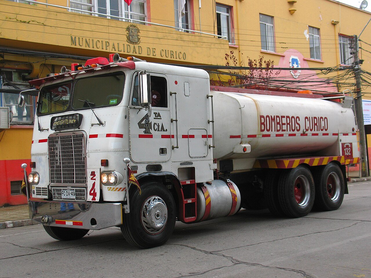 Truck Freightliner FLT 8664 T