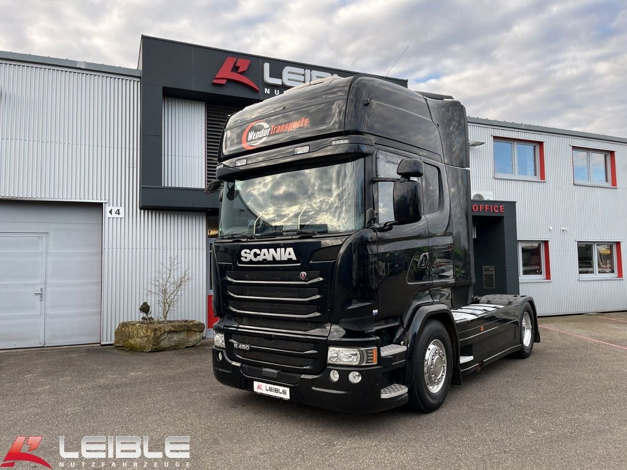 Truck Scania 164 LA 4X2 NB 71115