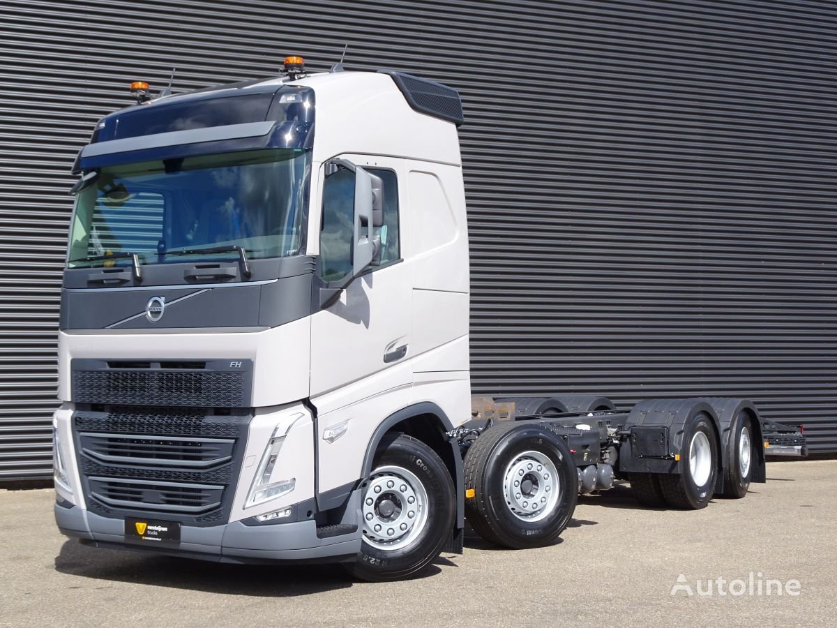 Truck Volvo FH 500, 8X2