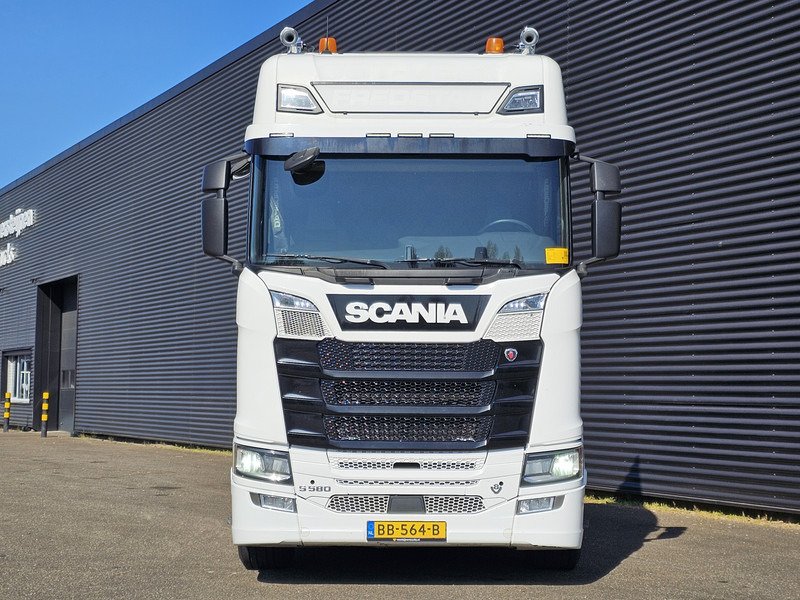 Scania 380 A 8X2*6