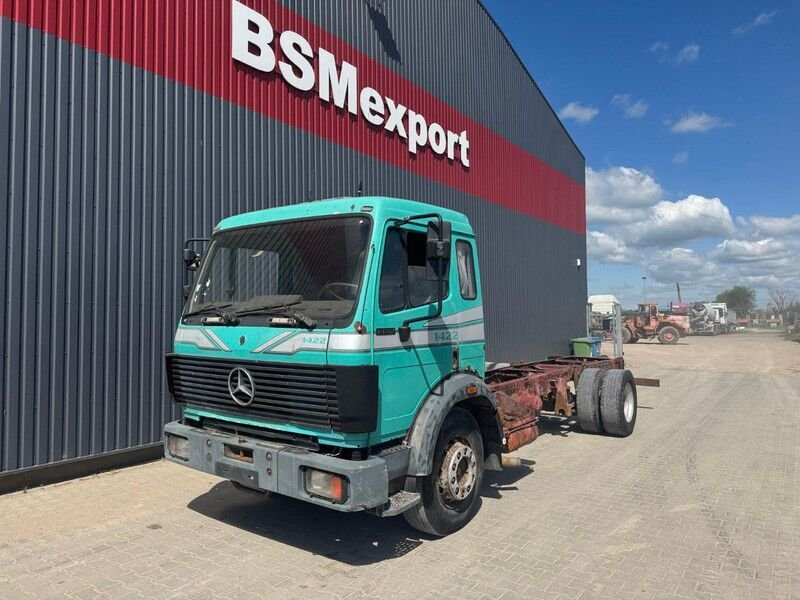 Truck Mercedes Benz 1422-I