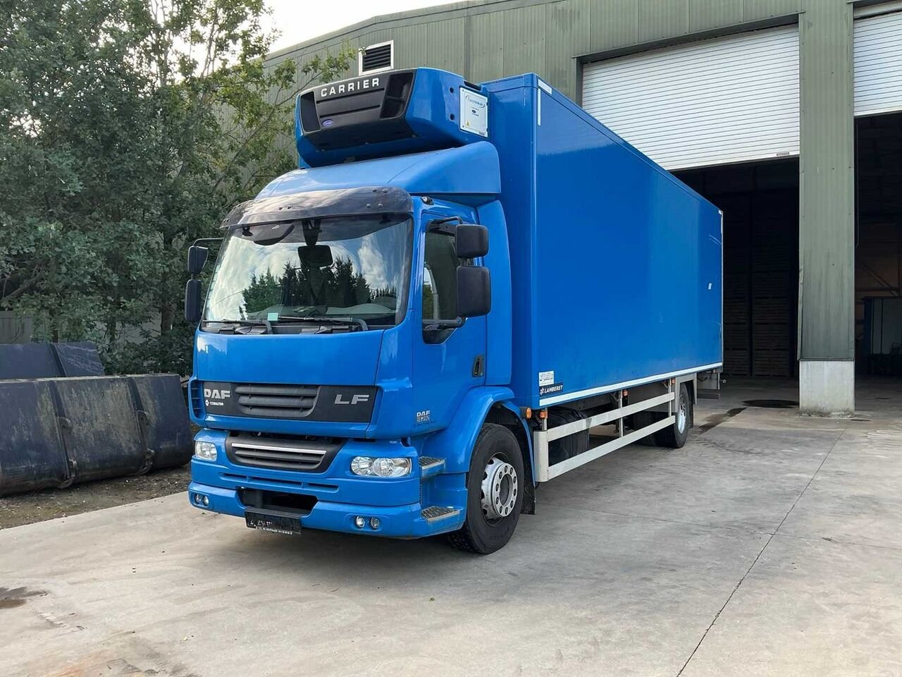 Lastwagen DAF FA2105