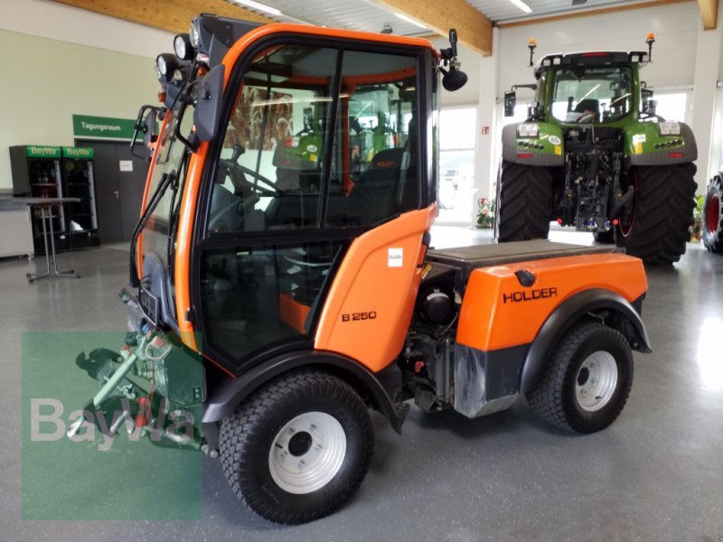 Tractor Holder MUVO