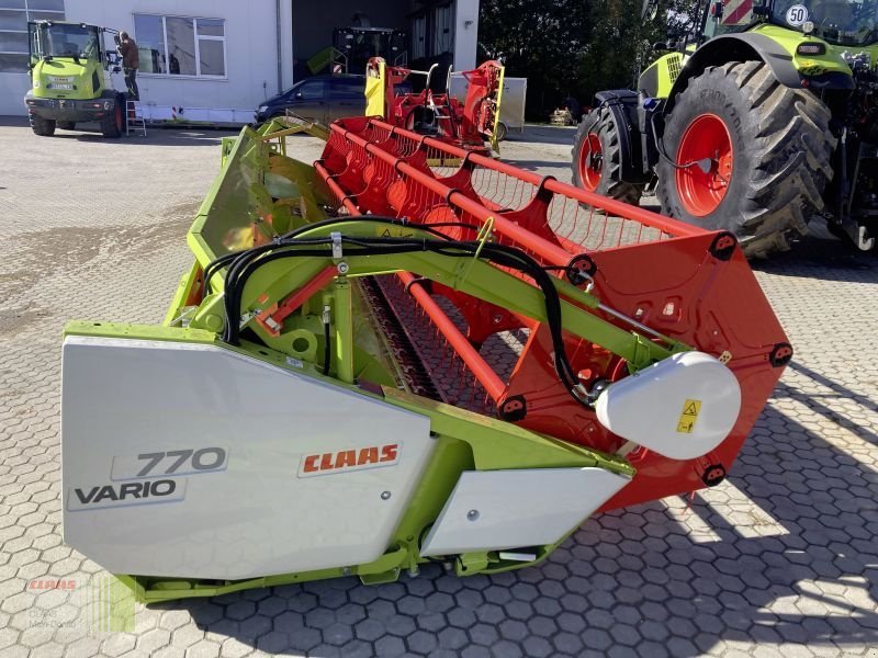Maszyna żniwna CLAAS Vario 770