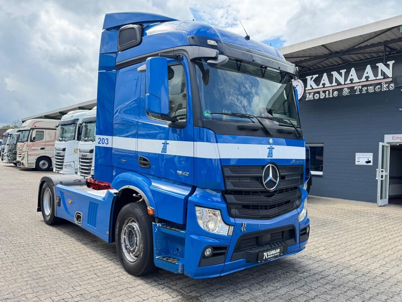 Truck Mercedes Benz Actros 1842
