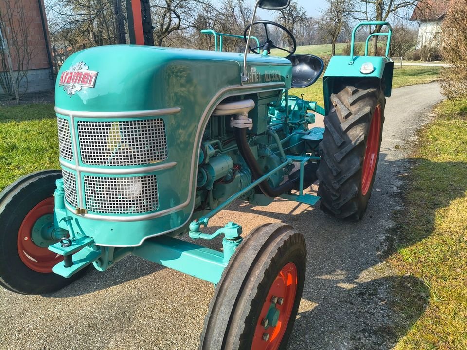 Tractor Kramer KLD 330 (bzw KL 330 A später KL 330 B)