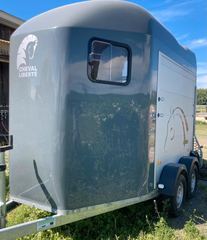 Övriga Cheval Liberte 400KL