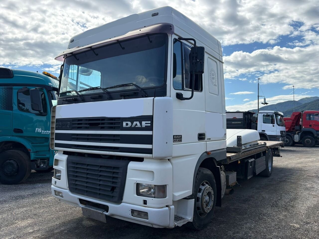 Truck DAF DAF XF95.430 4X2