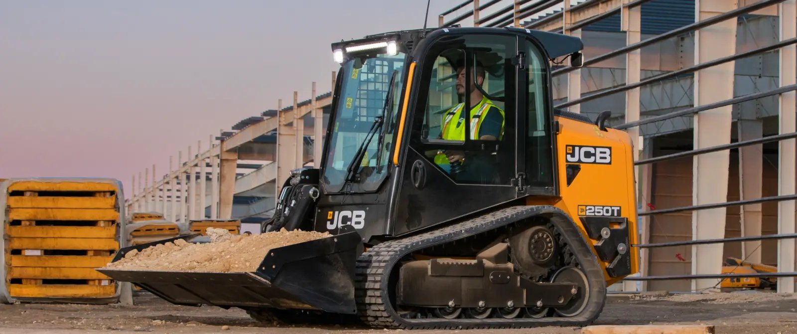 Maschine JCB 250