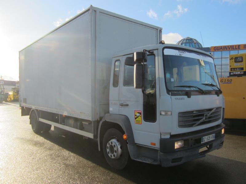 Lastwagen Volvo FL615-FL6H42R-L/340