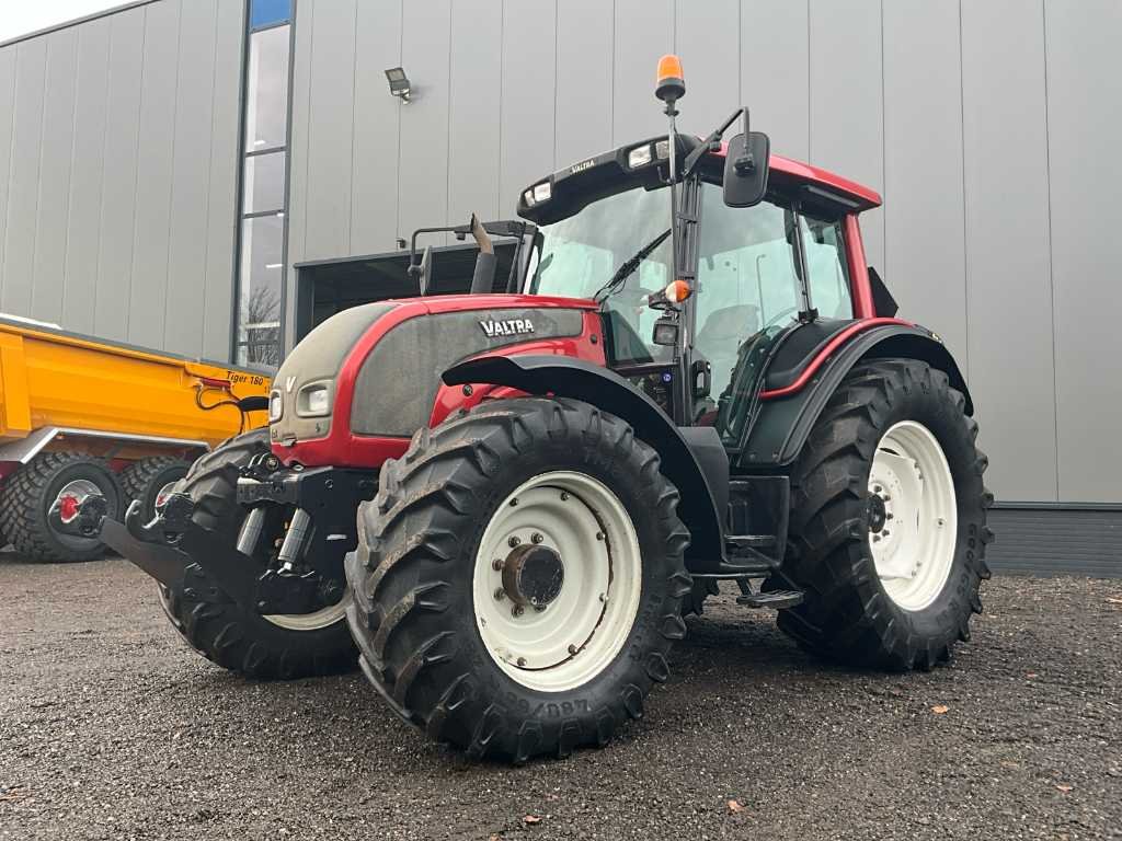 Valtra HiTech N121