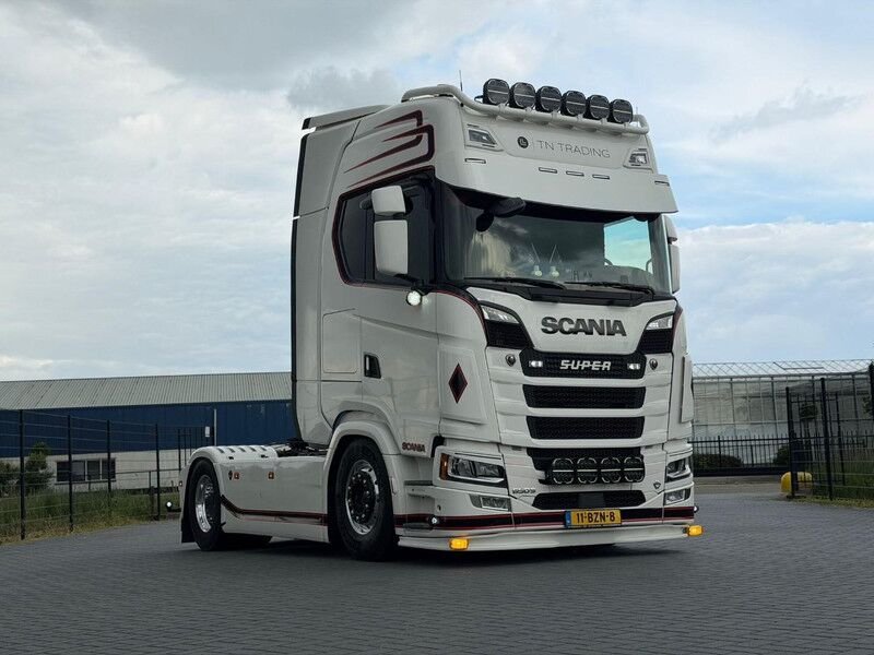 Truck Scania R 580 LB 6X2*4 HNB