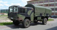 Liebherr UTM525