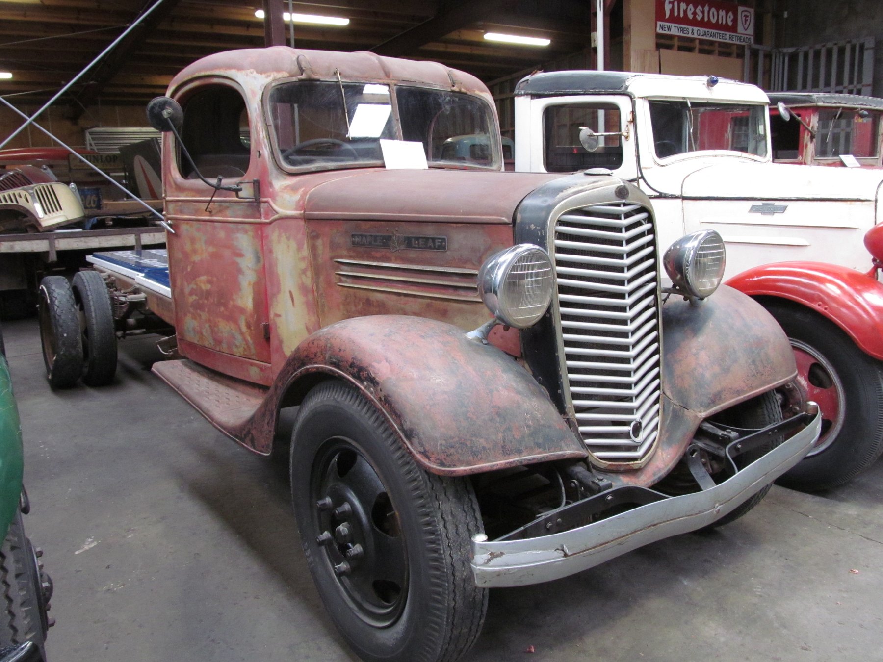 Van Chevrolet MAPLE LEAF
