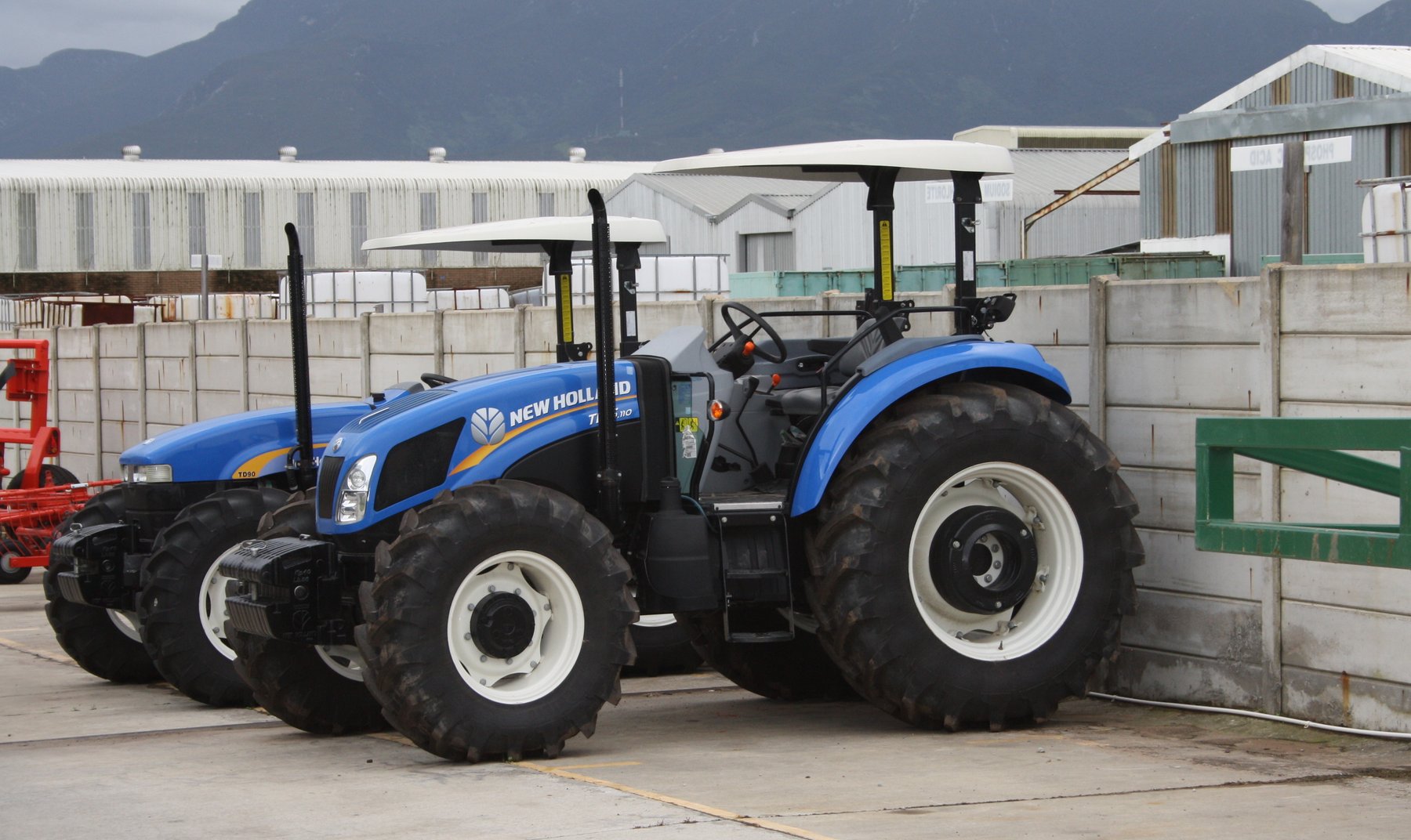 Maszyna górnicza New Holland D75 WT Crawler