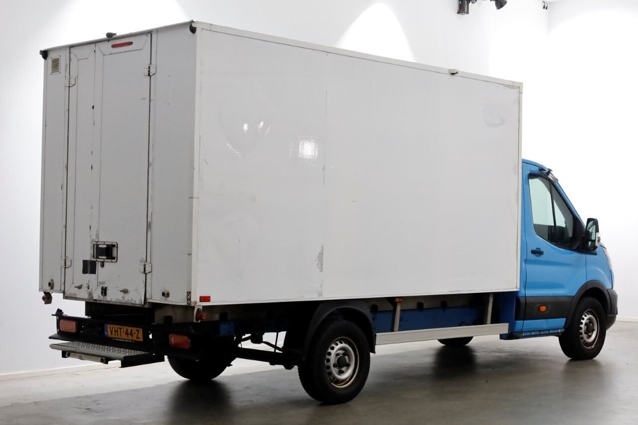 Transporter Ford 330-2.4D88-FMCY/395