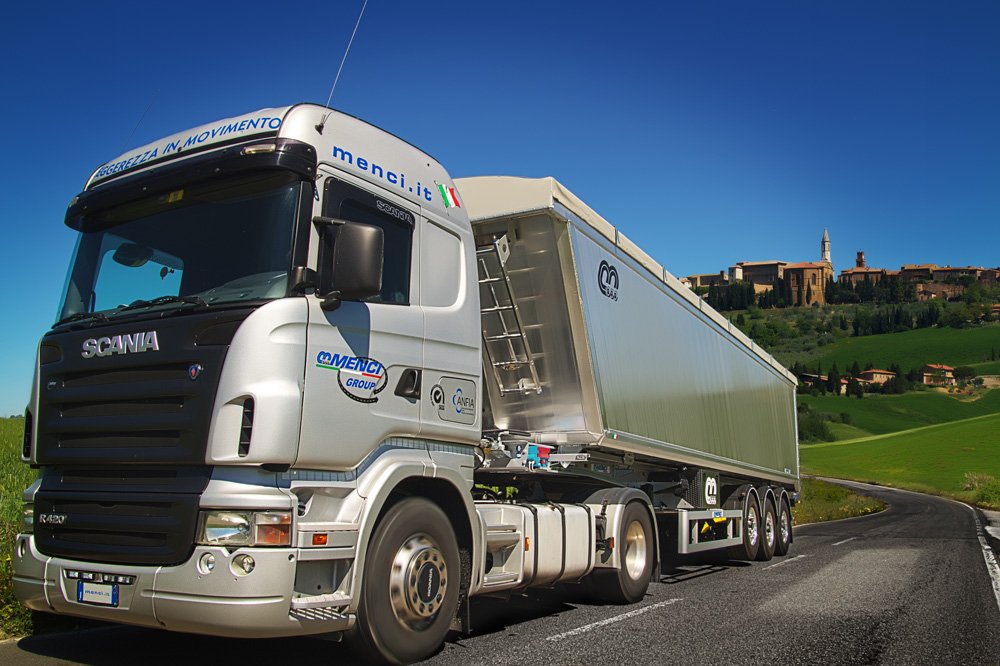 Trailer Menci N/A