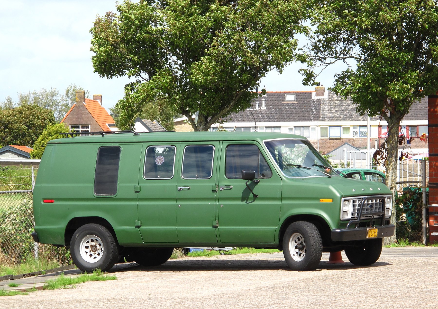 Ford E-150 ECONOLINE