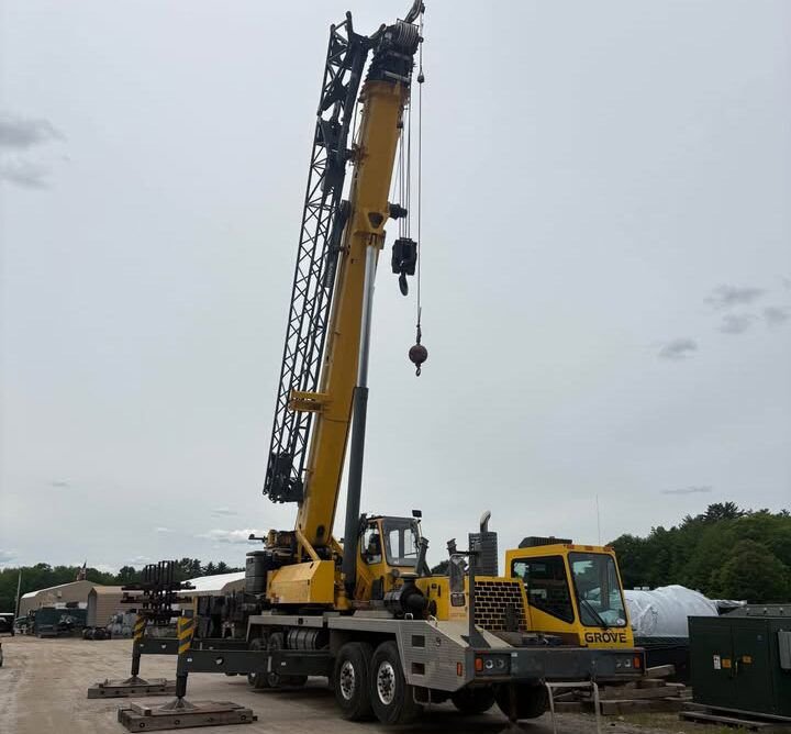 Mobile & rough terrain cranes Grove TMS900E