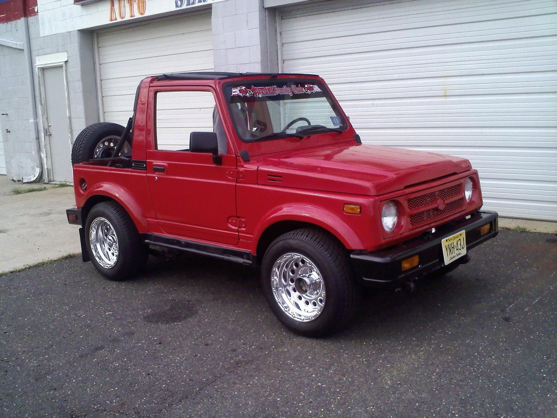 Transporter Suzuki SAMURAI VAN LX KAT--