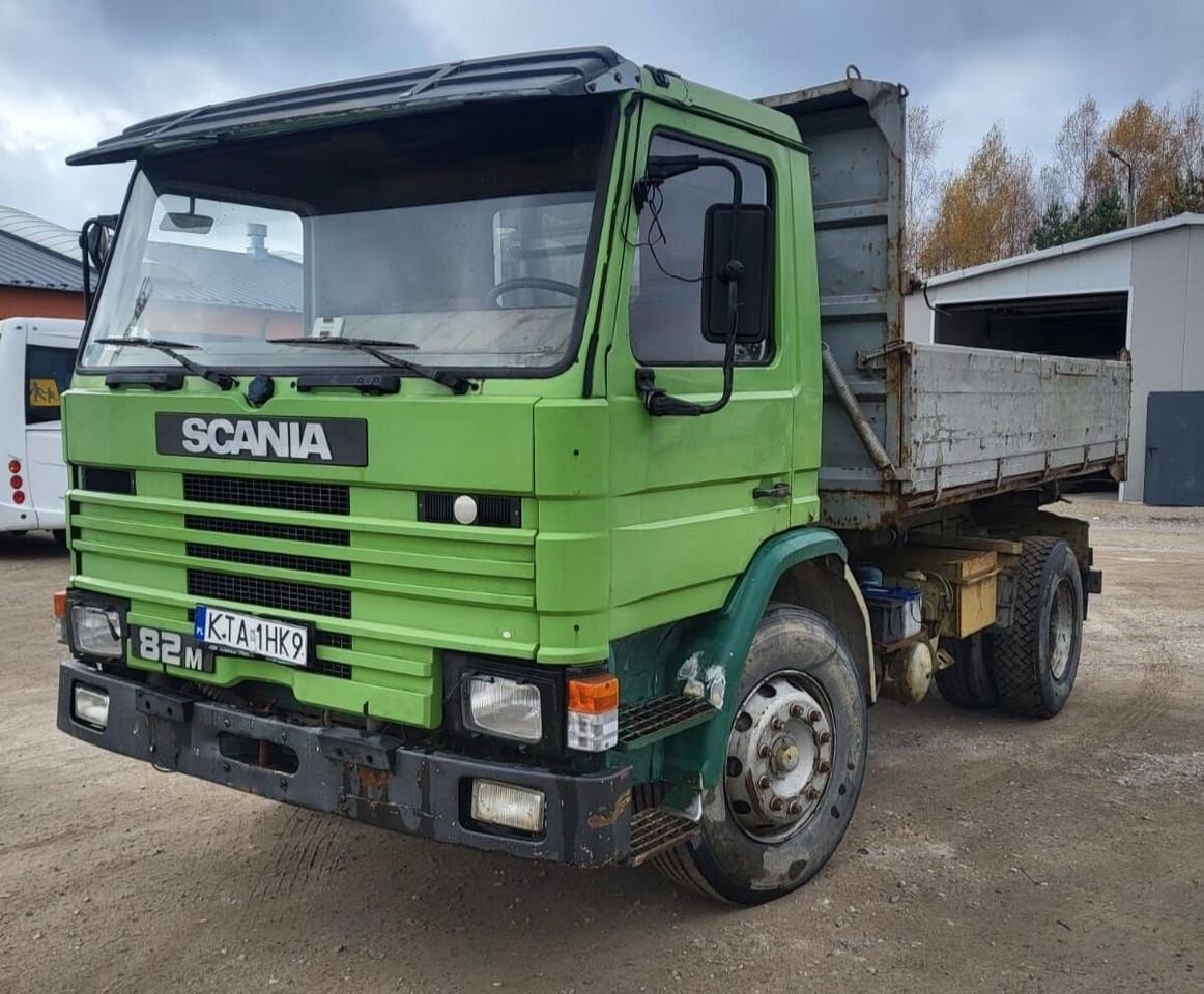 Scania 82M