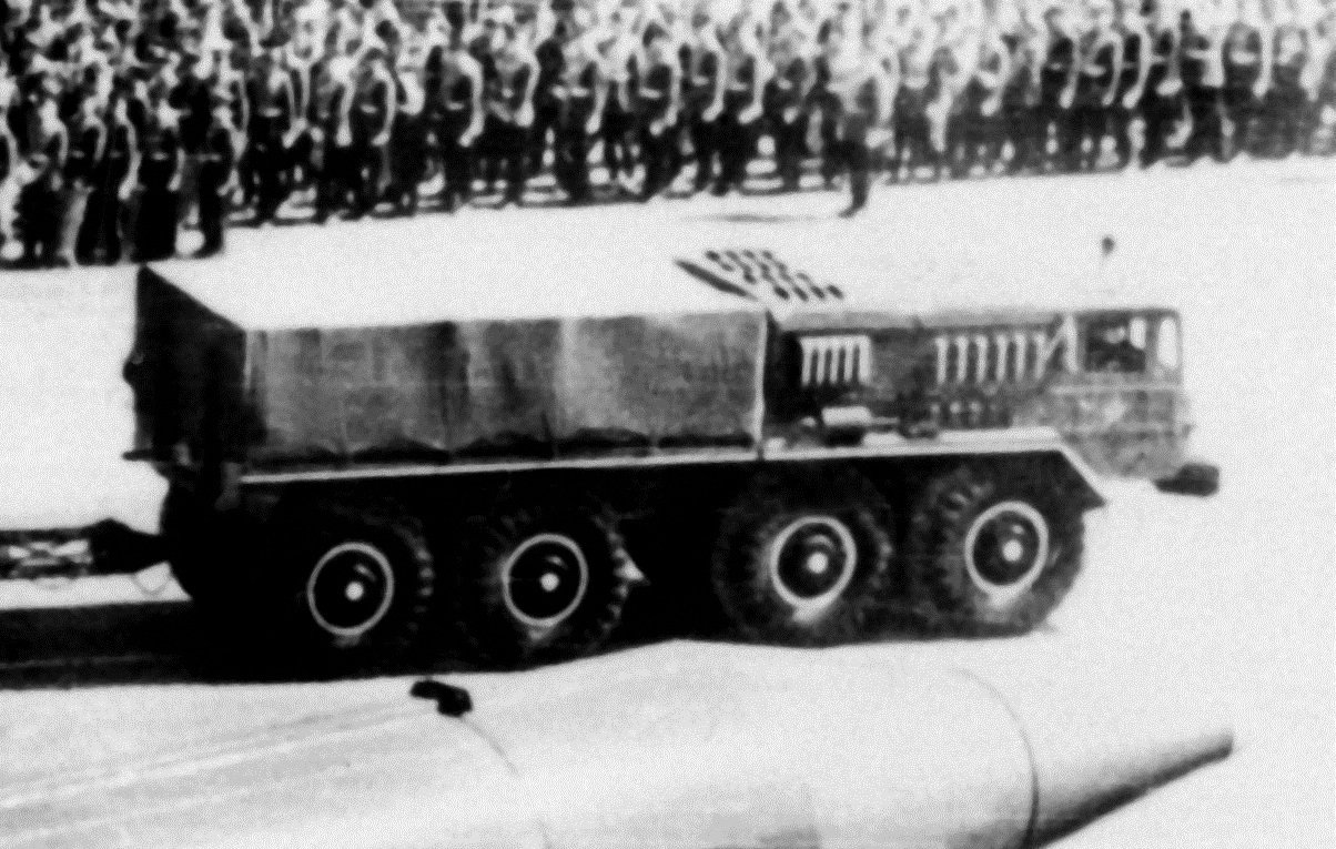 Tractor Maz / Kzkt MAZ-535