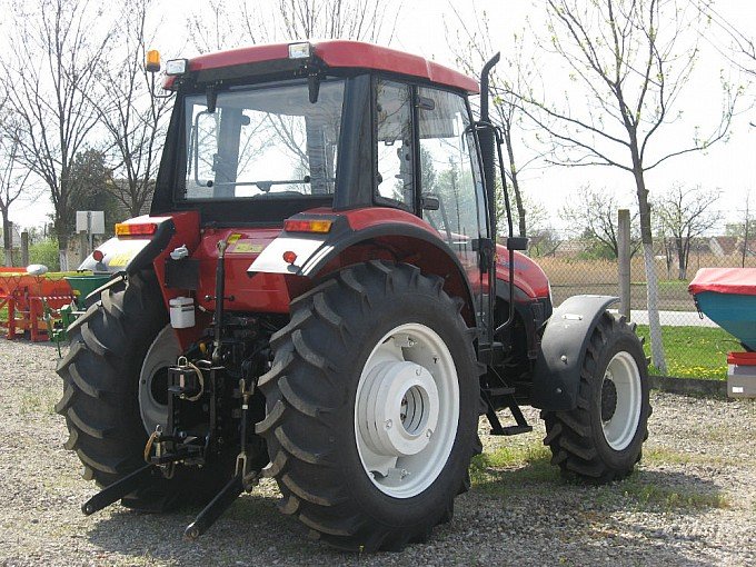 Tractor YTO X850