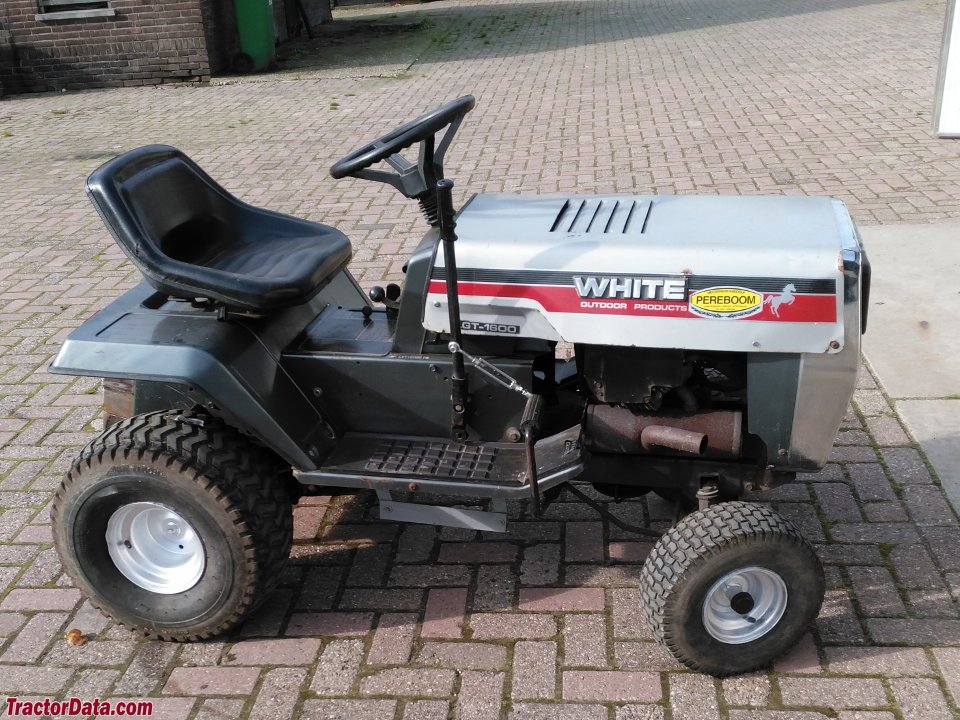 Aufsitzmäher White LGT-160