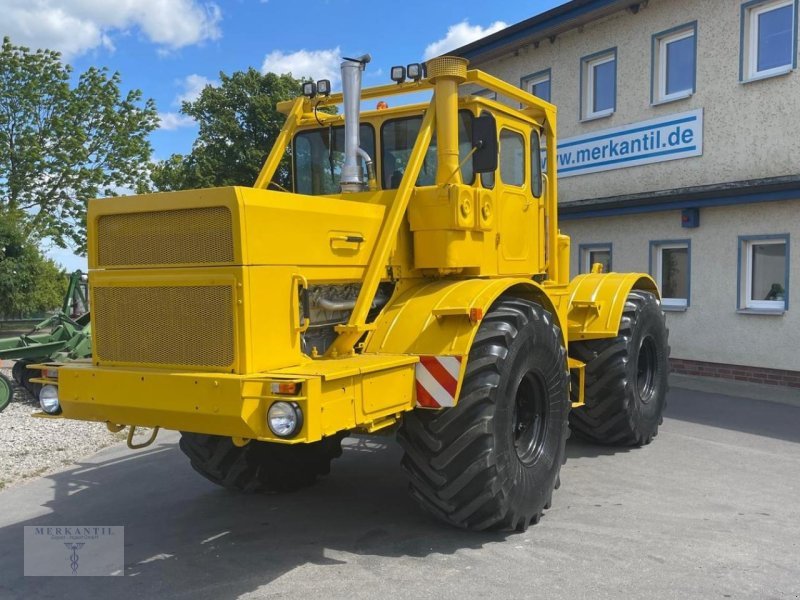 Tractor Kirovets K-701P
