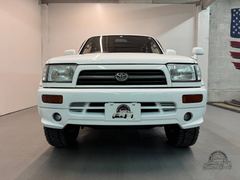 Toyota 5D HILUX SURF SSR