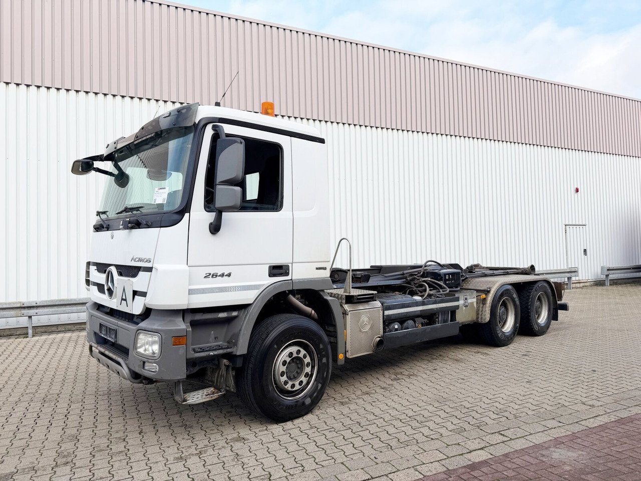 Truck Mercedes Benz ACTROS 2641 L