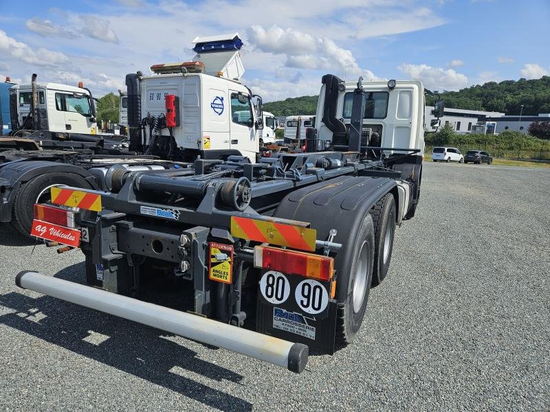 Lastwagen DAF FAA CF85