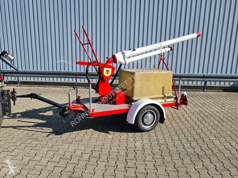 Light trailers up to 750 kg Omavalmiste 1-AKS/260