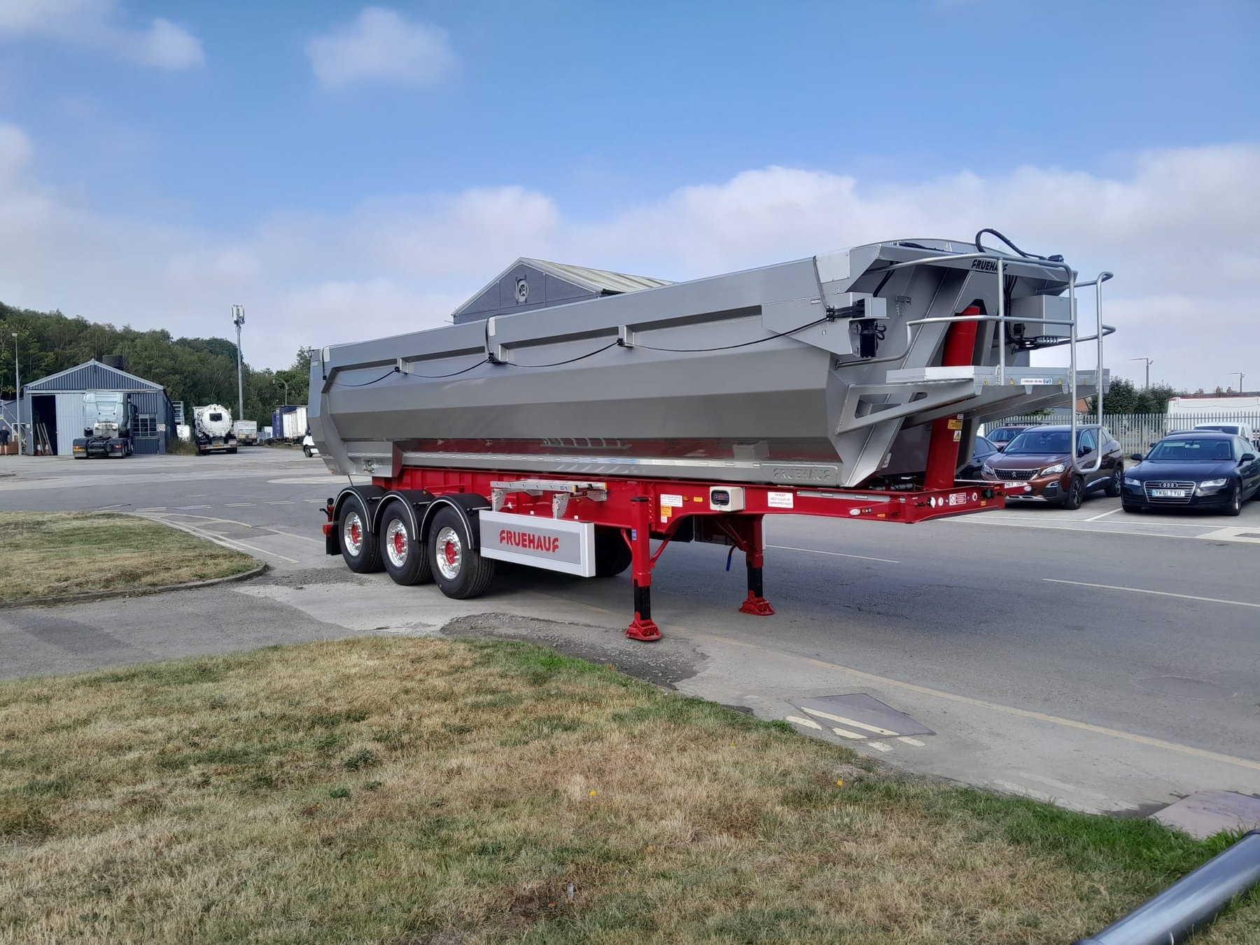 Netam Fruehauf AW/LB 10-16