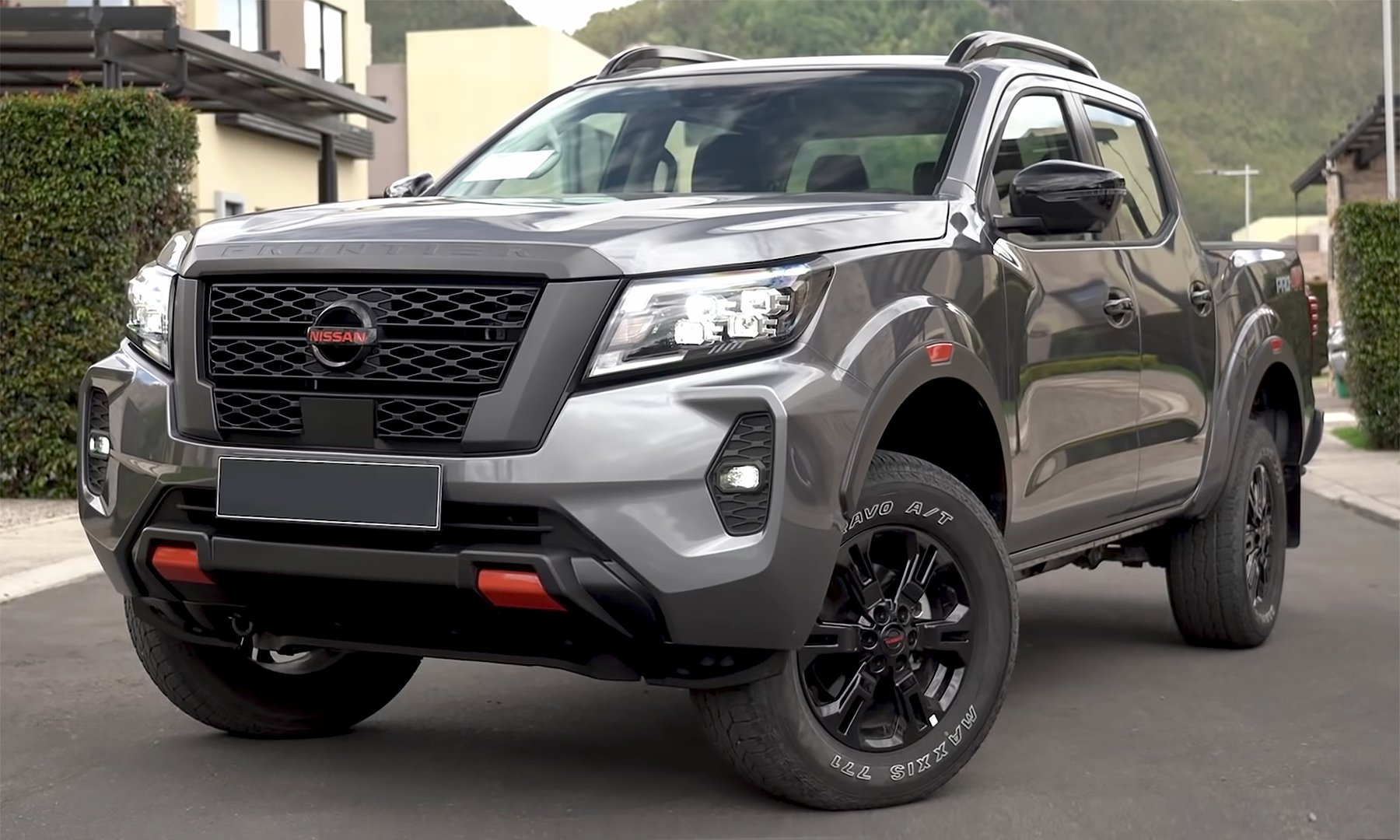 Van Nissan FRONTIER