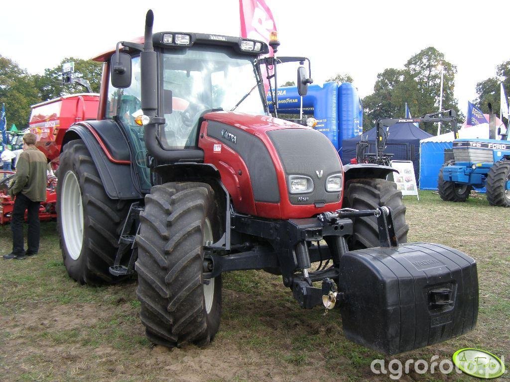 Traktor Valtra 141LS.AC11.2