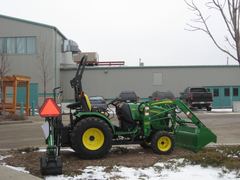 John Deere 2520