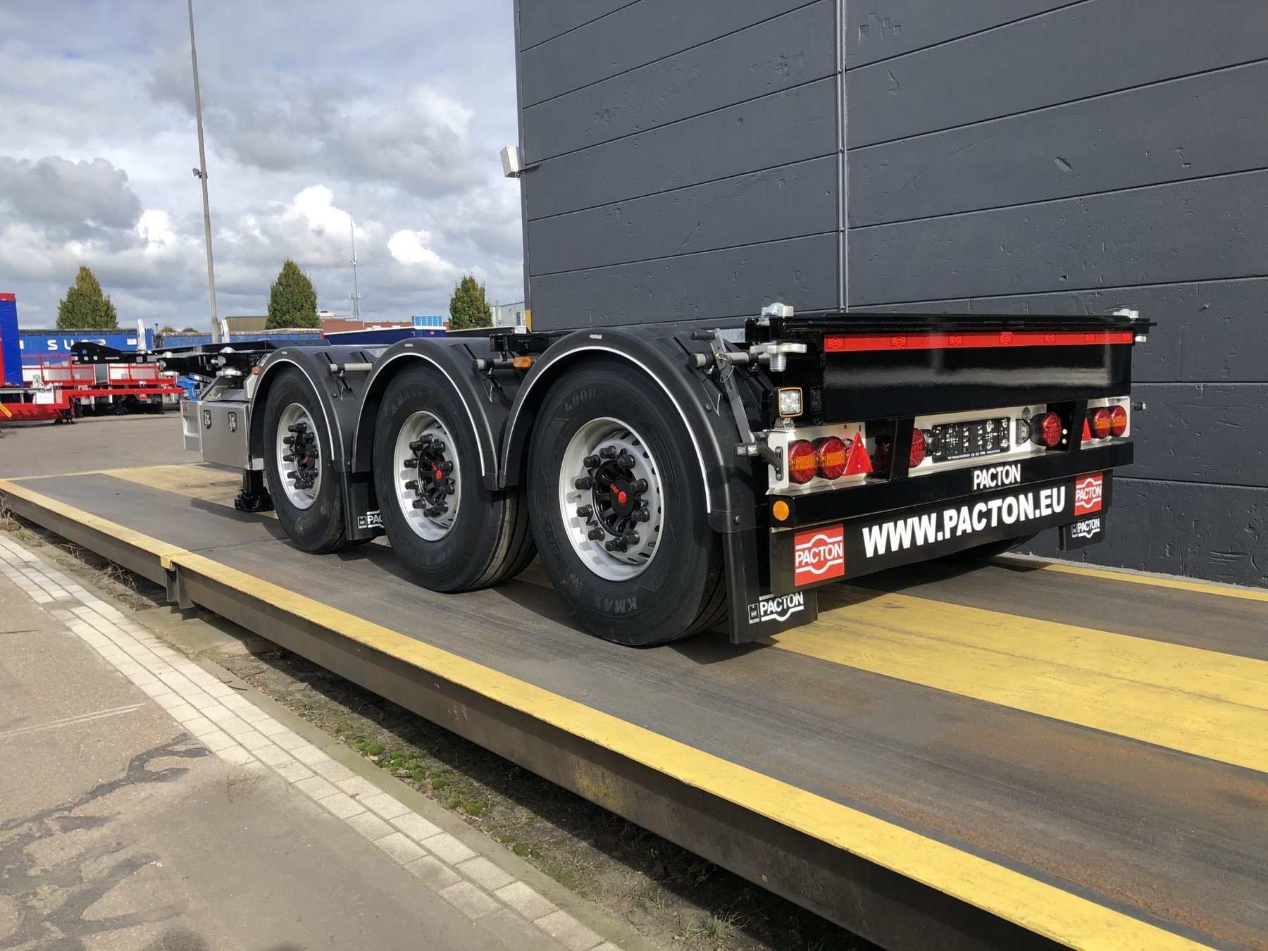 Trailer Pacton Trailers SWD.236