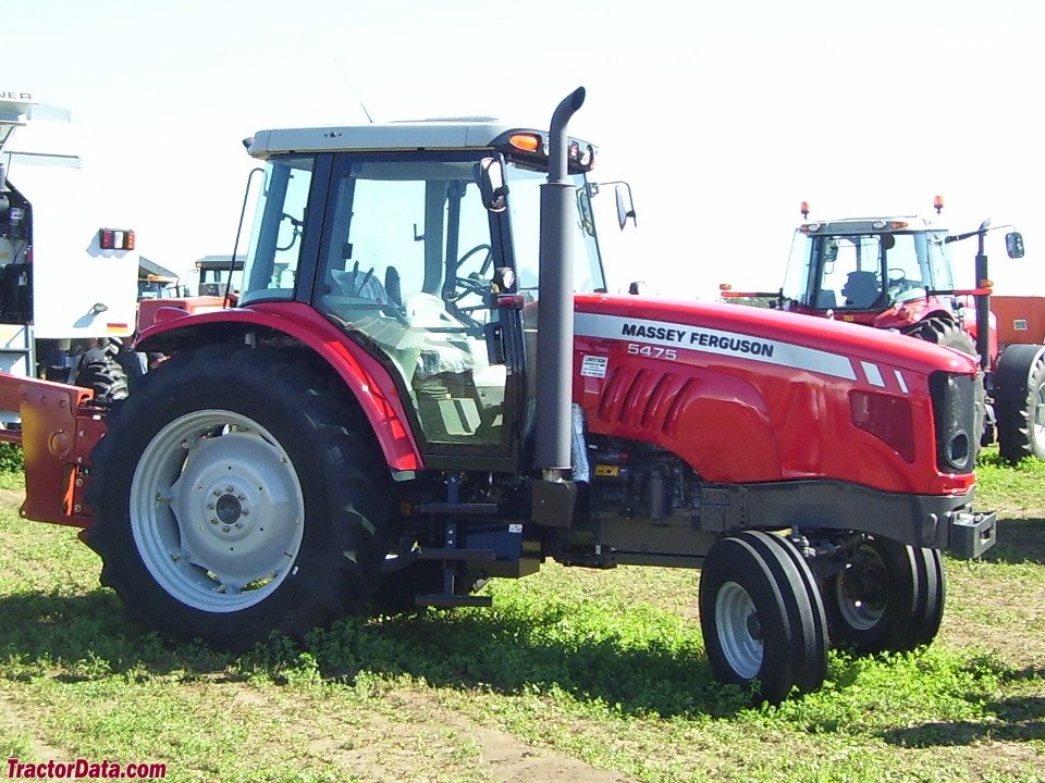 Tractor Massey Ferguson 5475
