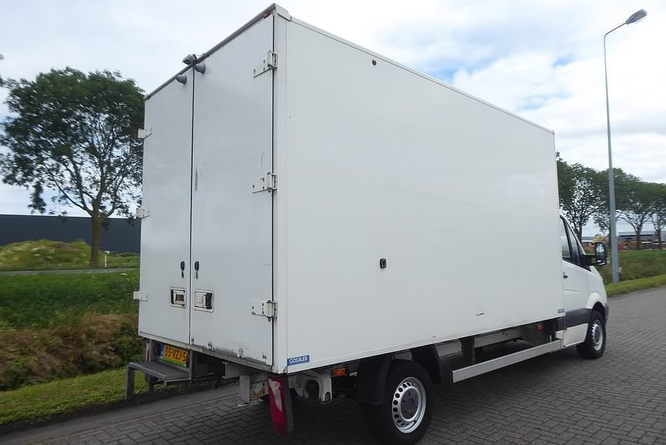 Truck Mercedes Benz 311 CDI-9036/403